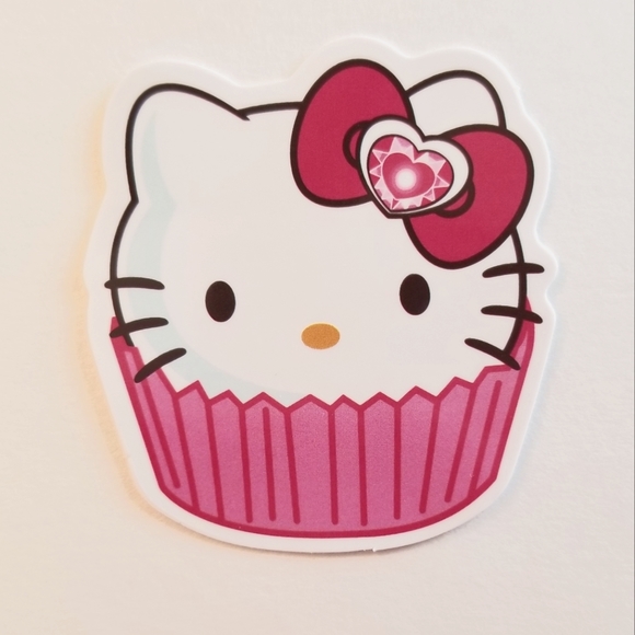 10/$10 Hello Kitty Cupcake Sticker - Picture 1 of 1
